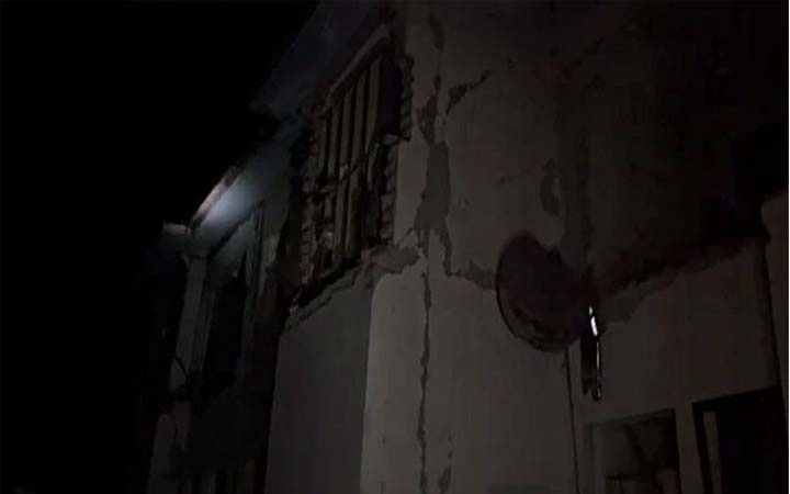 পাকিস্তানে সিটিডি থানায় বিস্ফোরণ, নিহত ১২ পুলিশ, আহত ৪০