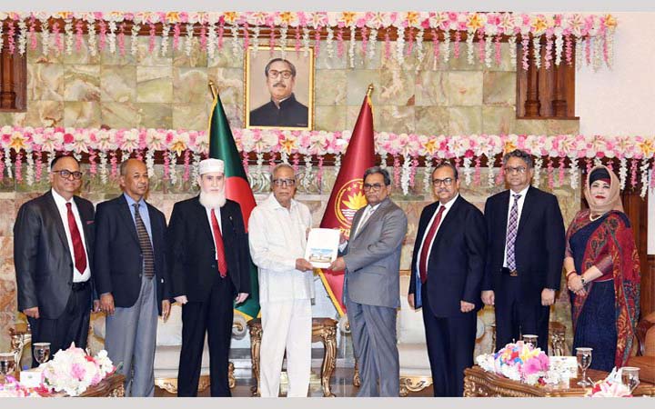 মামলাজটসহ বিচারপ্রার্থীদের ভোগান্তি কমাতে তথ্যপ্রযুক্তি ব্যবহারে রাষ্ট্রপতির আহবান