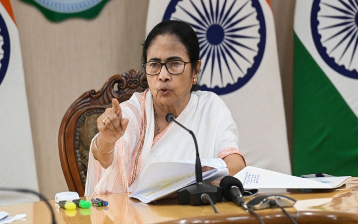 মমতাকে হত্যার হুমকি, ছাত্র গ্রেপ্তার