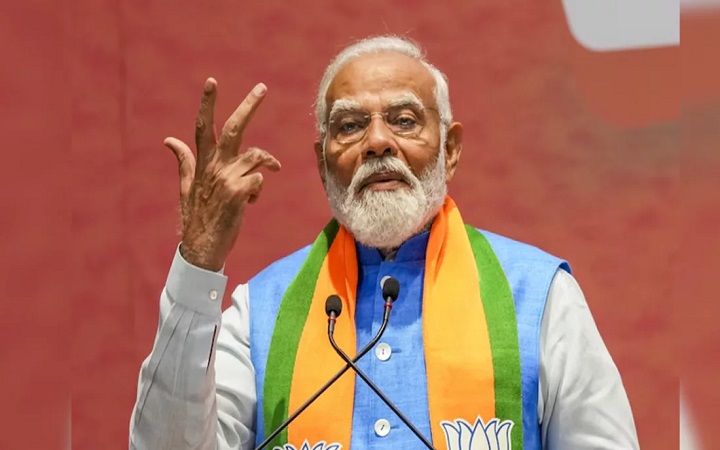 মোদির মন্ত্রিসভায় যারা থাকছেন