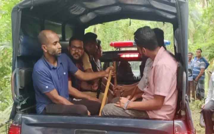 আওয়ামী লীগ নেতার বাড়িতে দাওয়াতে এসে যুবলীগ-ছাত্রলীগের সাতজন আটক