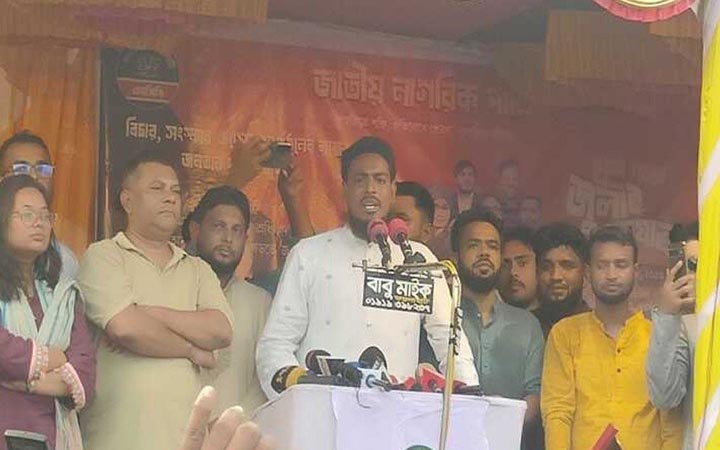 হাসিনা পালিয়েছে কিন্তু তার সিস্টেম রয়ে গেছে: আখতার হোসেন