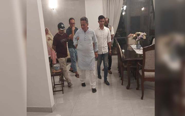 বিএনপির জাতীয় স্থায়ী কমিটি সদস্য আমীর খসরু গ্রেফতার