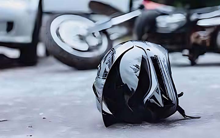 নওগাঁয় মোটরসাইকেল দুর্ঘটনায় শিক্ষক নিহত