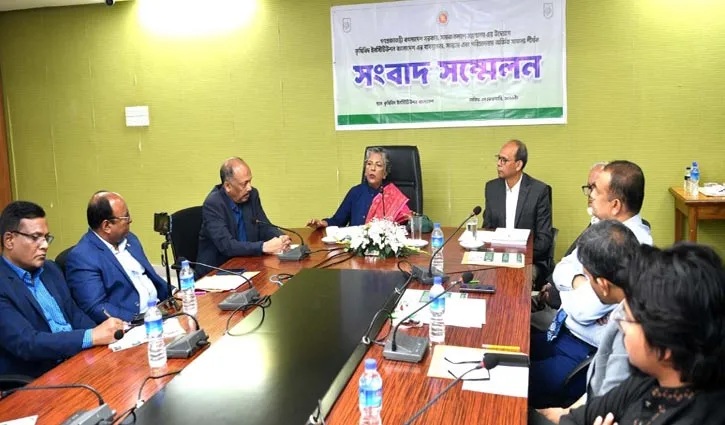 ইশারা ভাষা করুণা নয়, অধিকার: সমাজকল্যাণ উপদেষ্টা