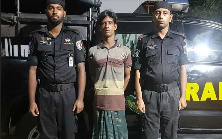 চাঁপাইনবাবগঞ্জে ৪ কেজি বিস্ফোরকসহ গ্রেপ্তার ১