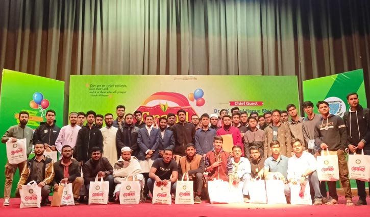 বাংলাদেশ কৃষি বিশ্ববিদ্যালয়ে নবীন শিক্ষার্থীদের বরণ