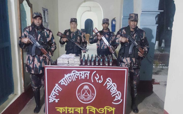 শার্শায় ২৭ হাজার পিস ভারতীয় ডেক্সন ট্যাবলেট ও ৪২ বোতল মদ আটক