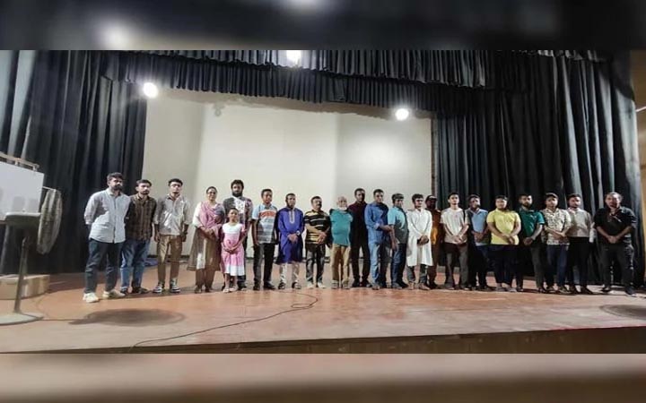 বগুড়ায় শেষ হলো প্রামাণ্য চলচ্চিত্র নির্মাণ কর্মশালা