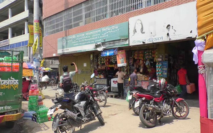 ইসলামী ব্যাংকের এজেন্ট শাখার ভোল্ট ভেঙে চুরি