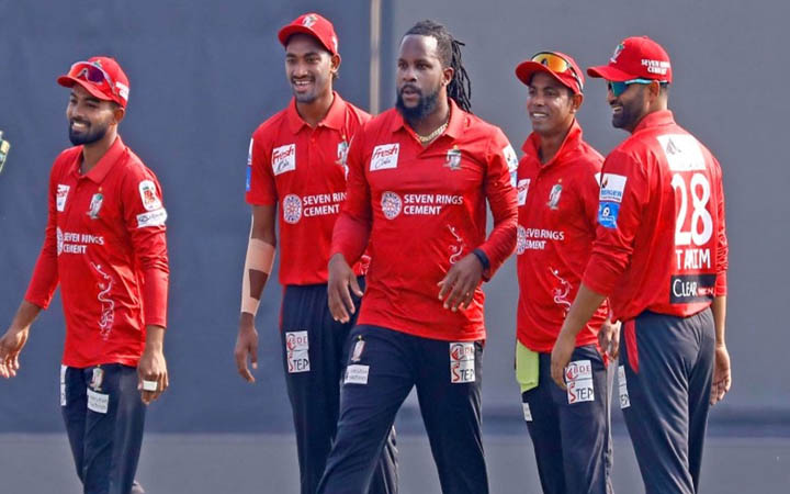 চিটাগাংকে হারিয়ে সবার আগে ফাইনালে বরিশাল