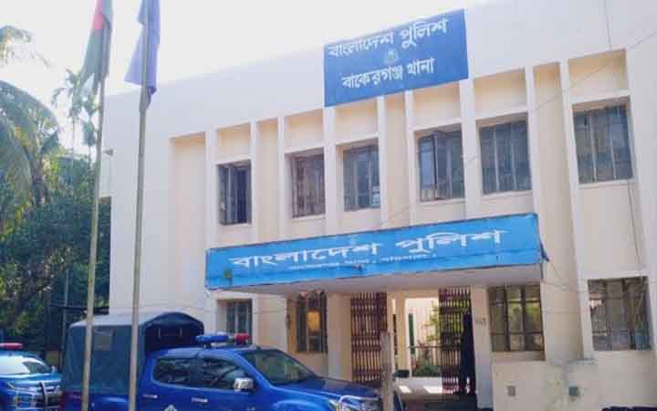 বাকেরগঞ্জে রহস্যজনক বিস্ফোরণ