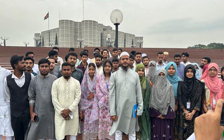 সংসদে এসে উচ্ছ্বসিত বাউফলের ৫০ শিক্ষার্থী