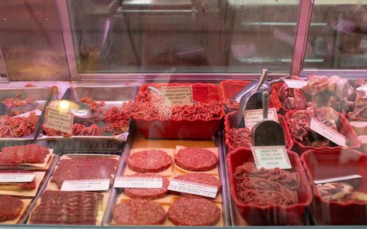 আমেরিকায় গরুর মাংসের দামে রেকর্ড, তদন্তের নির্দেশ ট্রাম্পের