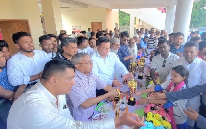ভোলায় প্রাথমিক বিদ্যালয় গোল্ডকাপ ফুটবল টুর্নামেন্ট অনুষ্ঠিত
