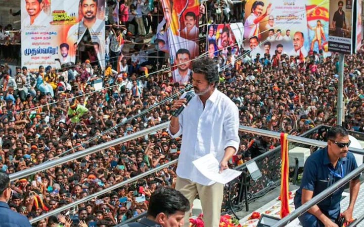 নিজের সমাবেশে প্রাণহানি, আবেগঘন বার্তা থালাপতি বিজয়ের