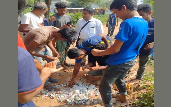 চুনারুঘাটে বিপুল পরিমান নকল আকিজ বিড়ি জব্দ