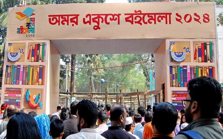 বইমেলায় ৬০ কোটি টাকার বই বিক্রি