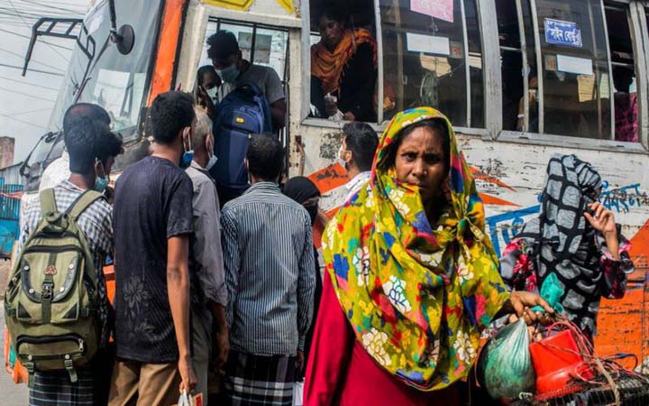 বর্ধিত ভাড়ার চার্ট সারাদেশে বাস এবং টার্মিনাল কাউন্টারে যাবে আজ