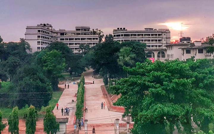কুমিল্লা বিশ্ববিদ্যালয়ে চাকরির সুযোগ