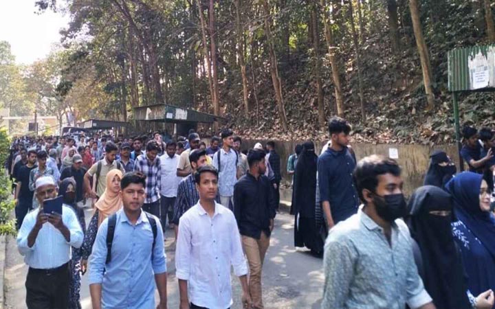 চবির ‘এ’ ইউনিটের ভর্তি পরীক্ষা সম্পন্ন