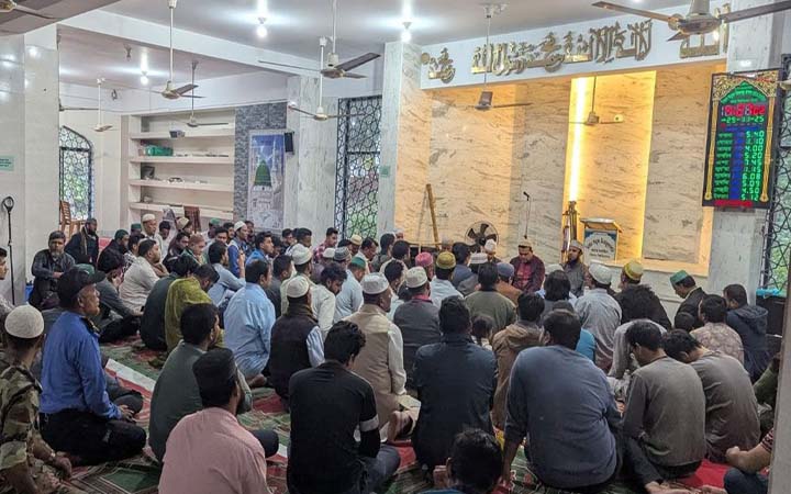 খালেদা জিয়ার সুস্থতা কামনায় চবিতে দোয়া মাহফিল
