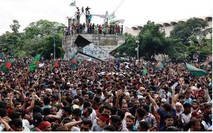 চট্টগ্রামে শিবিরের গণমিছিল অনুষ্ঠিত