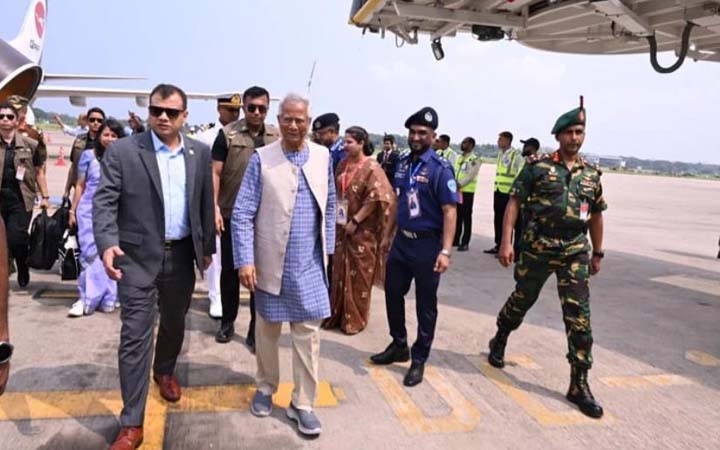 চট্টগ্রাম বন্দরকে বাদ দিয়ে অর্থনীতির অগ্রগতি অসম্ভব: প্রধান উপদেষ্টা
