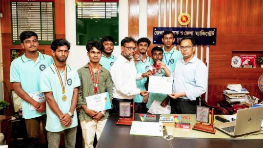 বিশ্বমঞ্চে চুয়াডাঙ্গা সায়েন্স অ্যান্ড রোবোটিক্স ক্লাবের সাফল্য