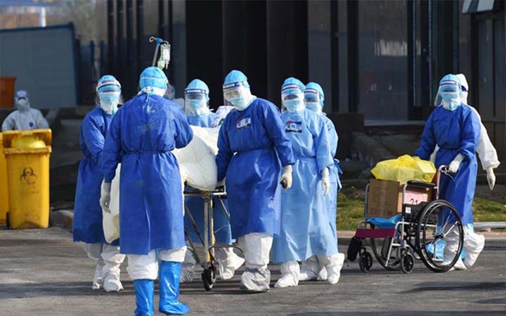 বিশ্বে করোনায় একদিনে আরও ৫ হাজারের বেশি মৃত্যু