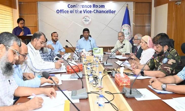 কুমিল্লা বিশ্ববিদ্যালয়ে টেকসই গ্রিন ক্যাম্পাস বিনির্মাণে কর্মশালা
