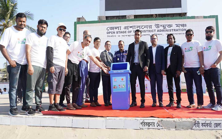 কক্সবাজারে আরএফএল গ্রুপের ‘বিচ ক্লিনিং’ কর্মসূচি