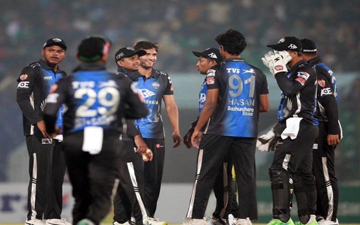 মালিকের ব্যাটে রংপুর রাইডার্সের স্বস্তির জয়