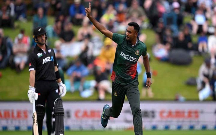 বাংলাদেশকে ২৪০ রানের লক্ষ্য দিল নিউজিল্যান্ড