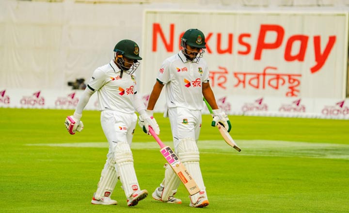 হঠাৎ ব্যাটিং ধস, তবুও ১৫০ রানে এগিয়ে বাংলাদেশ