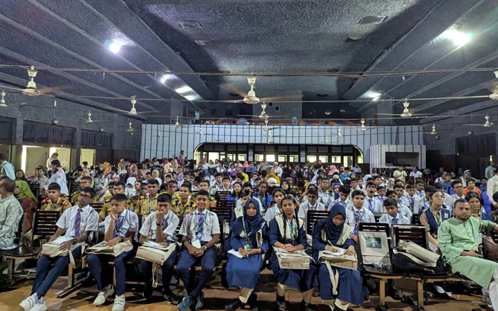 ৩১৮ শিক্ষার্থীর অংশগ্রহণে ঢাবিতে ক্ষুদে গবেষক সম্মেলন