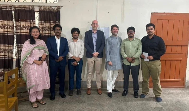 ঢাবিতে জাতীয় ছাত্রশক্তি ও মার্কিন দূতাবাসের মতবিনিময়