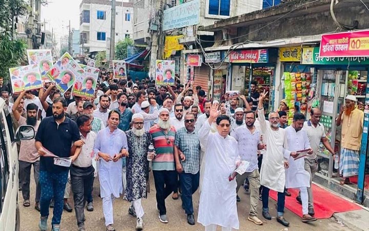 ডেমরায় বিএনপির লিফলেট বিতরণ ও গণসংযোগ