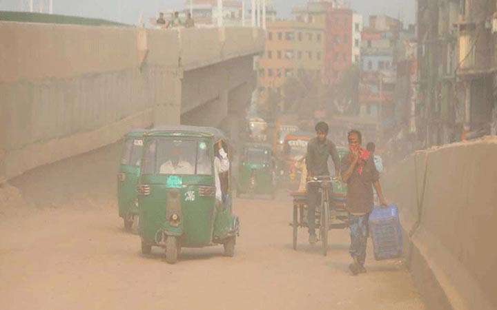 বায়ুদূষণের শীর্ষে জাকার্তা, ঢাকার অবস্থান ২৯তম