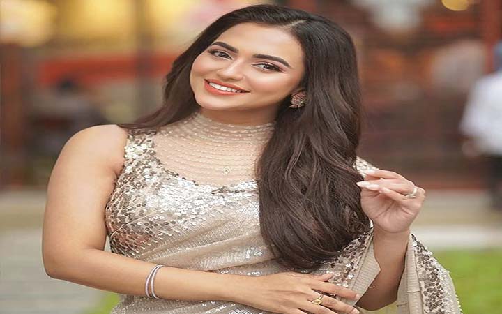 ‘হাবিবি’ নিয়ে আসছেন নুসরাত ফারিয়া