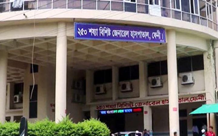 ফেনীতে একদিনে ২৪ সাপে কাটা রোগী হাসপাতালে ভর্তি