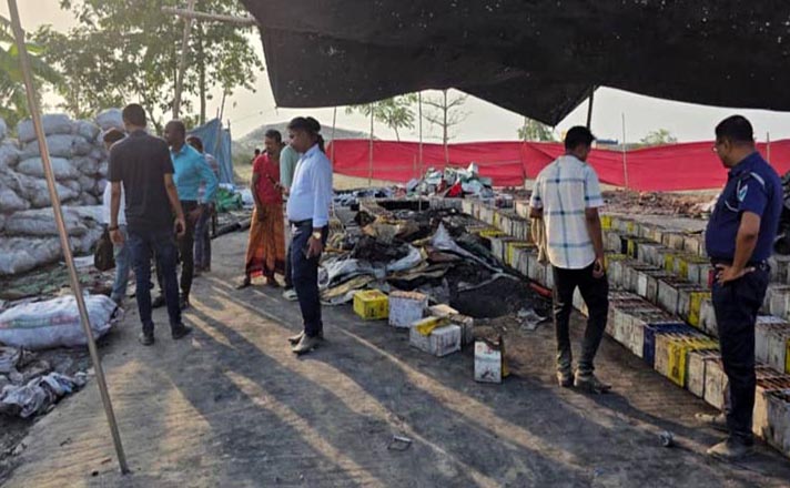 পদ্মা পাড়ে ব্যাটারি রিসাইকেলিং কারখানা, লাখ টাকা জরিমানা