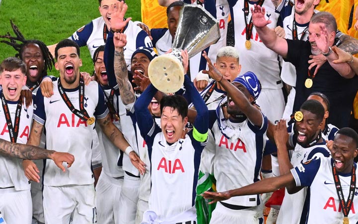 ইউনাইটেডকে হারিয়ে ৪১ বছর পর টটেনহামের ইউরোপিয়ান শিরোপা