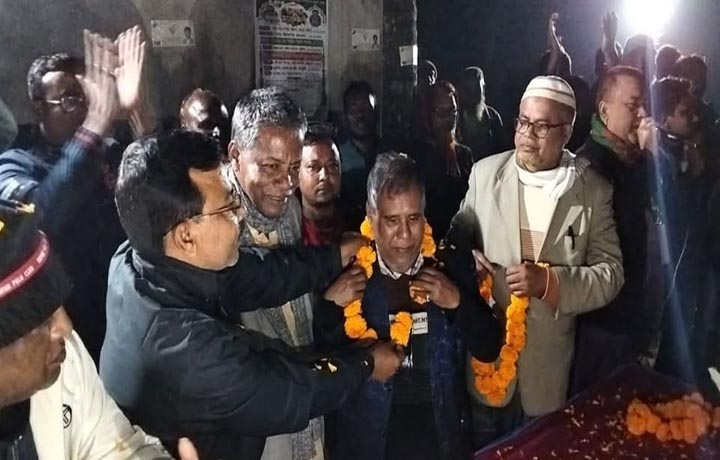 গাইবান্ধায় আচরণ বিধি লঙ্ঘন করে জাপার ভাইস চেয়ারম্যান বিএনপিতে যোগদান