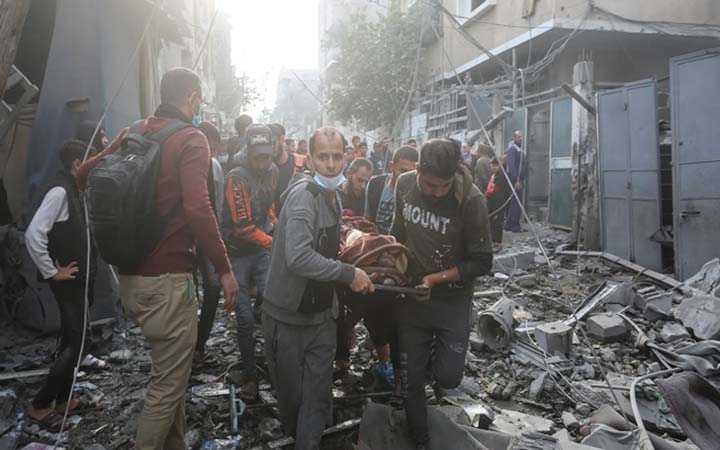 যুদ্ধবিরতি শেষে ইসরাইলি হামলায় নিহত ১৮০ ফিলিস্তিনি