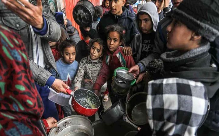 গাজায় ত্রাণ বিতরণস্থলে আবারও হামলা, নিহত ২৩