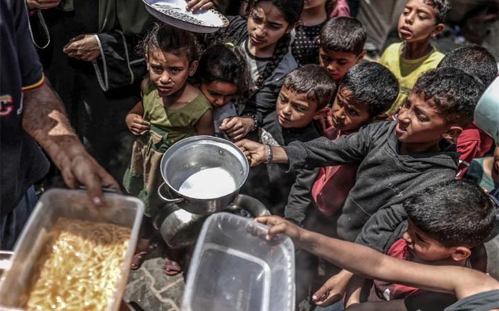গাজায় দুর্ভিক্ষে শিশুসহ ৪২৫ ফিলিস্তিনির মৃত্যু