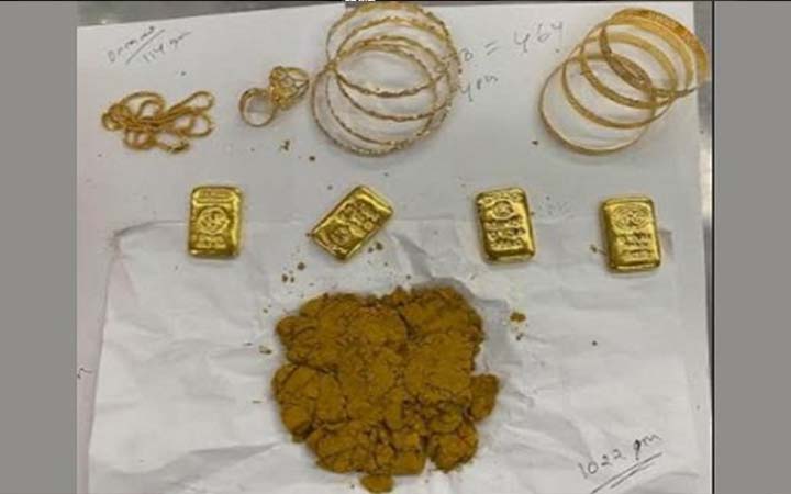বিমানবন্দরে দুই কেজি স্বর্ণসহ যাত্রী আটক