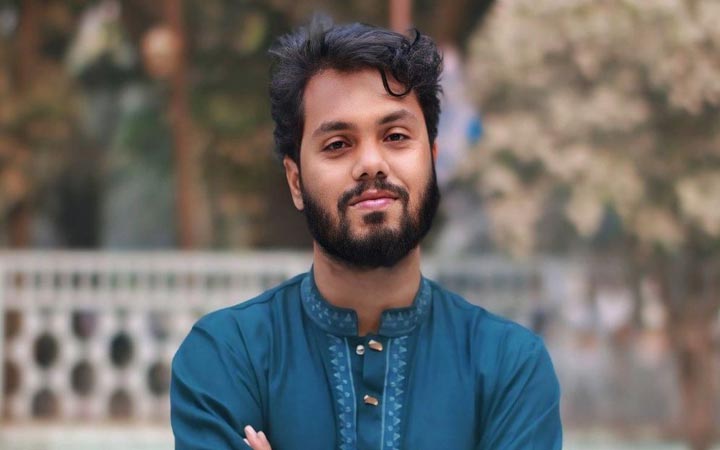 বরিশালে হাদির খুনিদের বিচার দাবিতে অবরোধ