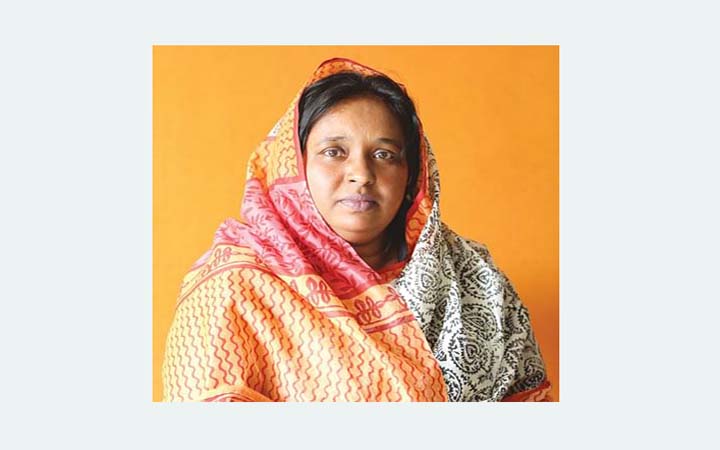 বিপুল ভোটে এগিয়ে আইভী